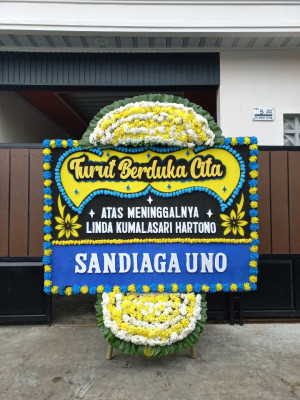 Papan Bunga Duka di Giripurno